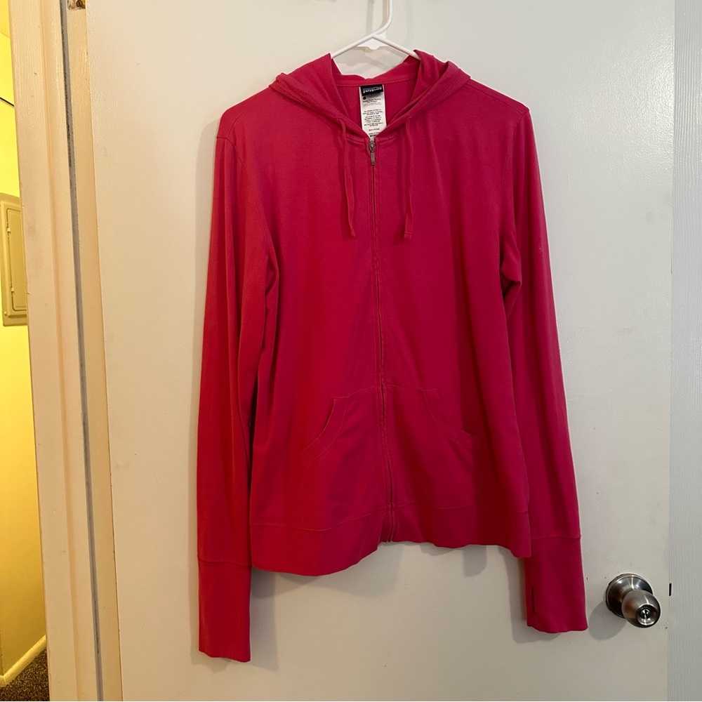 Patagonia fitted XL lightweight zip up hoodie